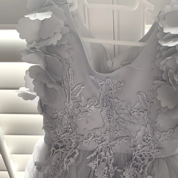 Trish Scully formal dress - light grey- 4T - Picture 4 of 7